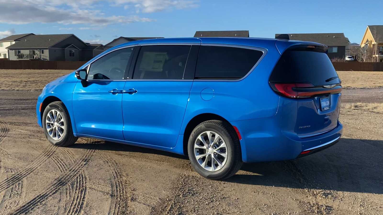 Thumbnail: 2026 Chrysler Pacifica - 6