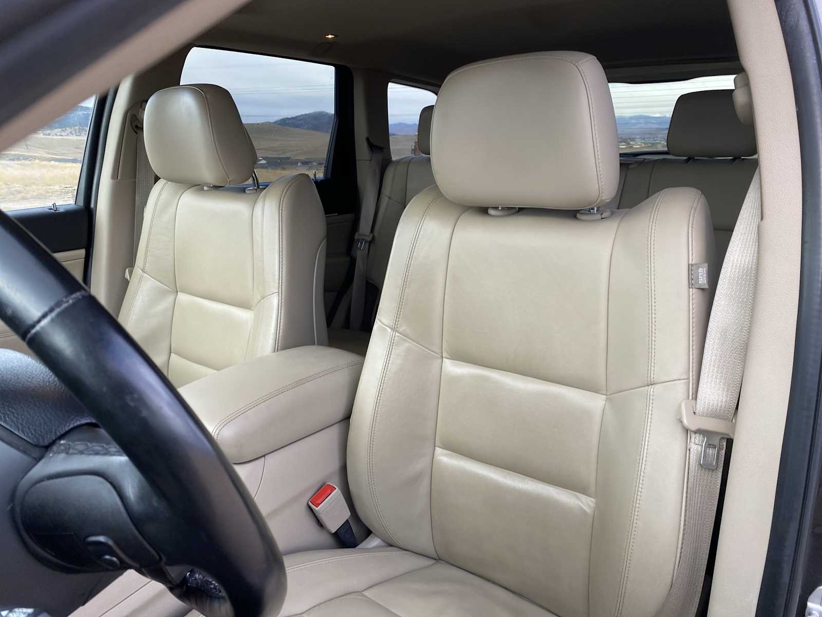 Thumbnail: 2018 Jeep Grand Cherokee - 15