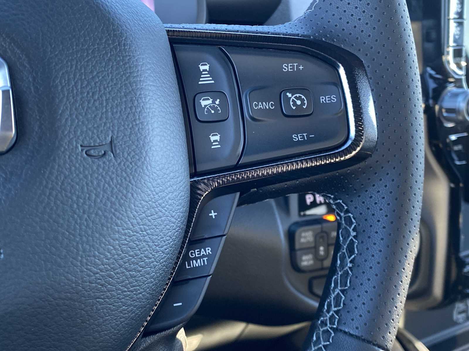 Thumbnail: 2026 RAM 1500 - 33