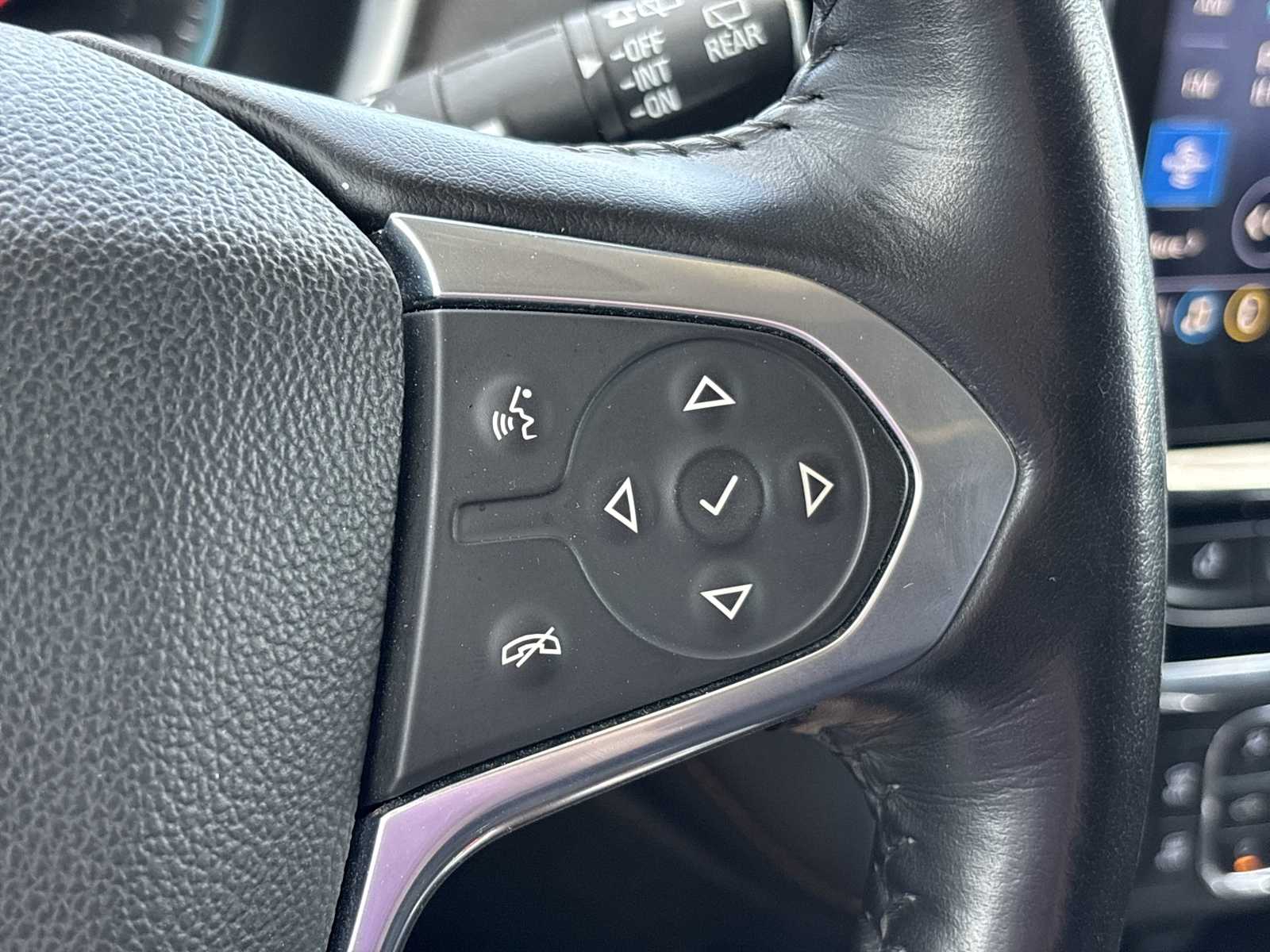 Thumbnail: 2021 Chevrolet Traverse - 30