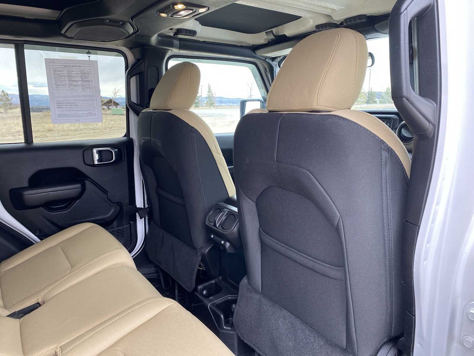 Thumbnail: 2020 Jeep Gladiator - 32