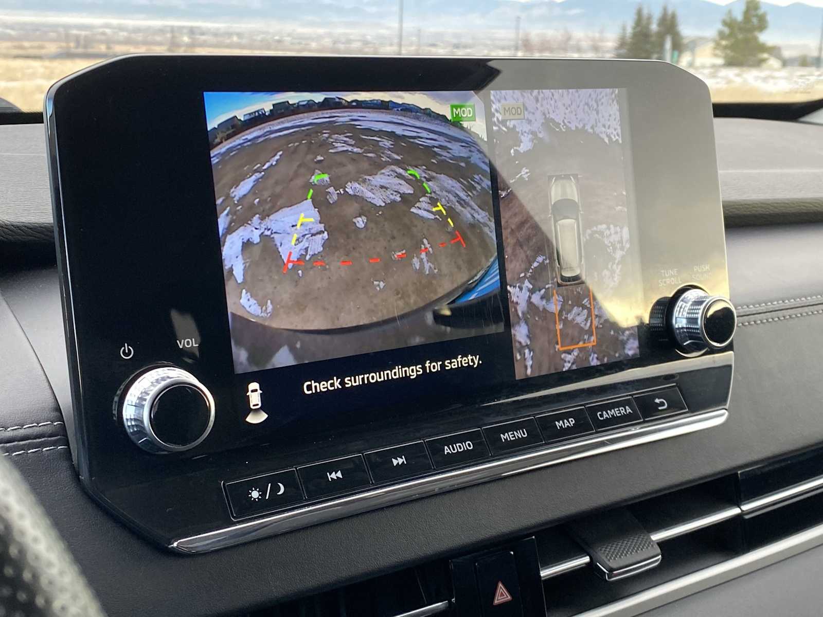 Thumbnail: 2024 Mitsubishi Outlander - 23