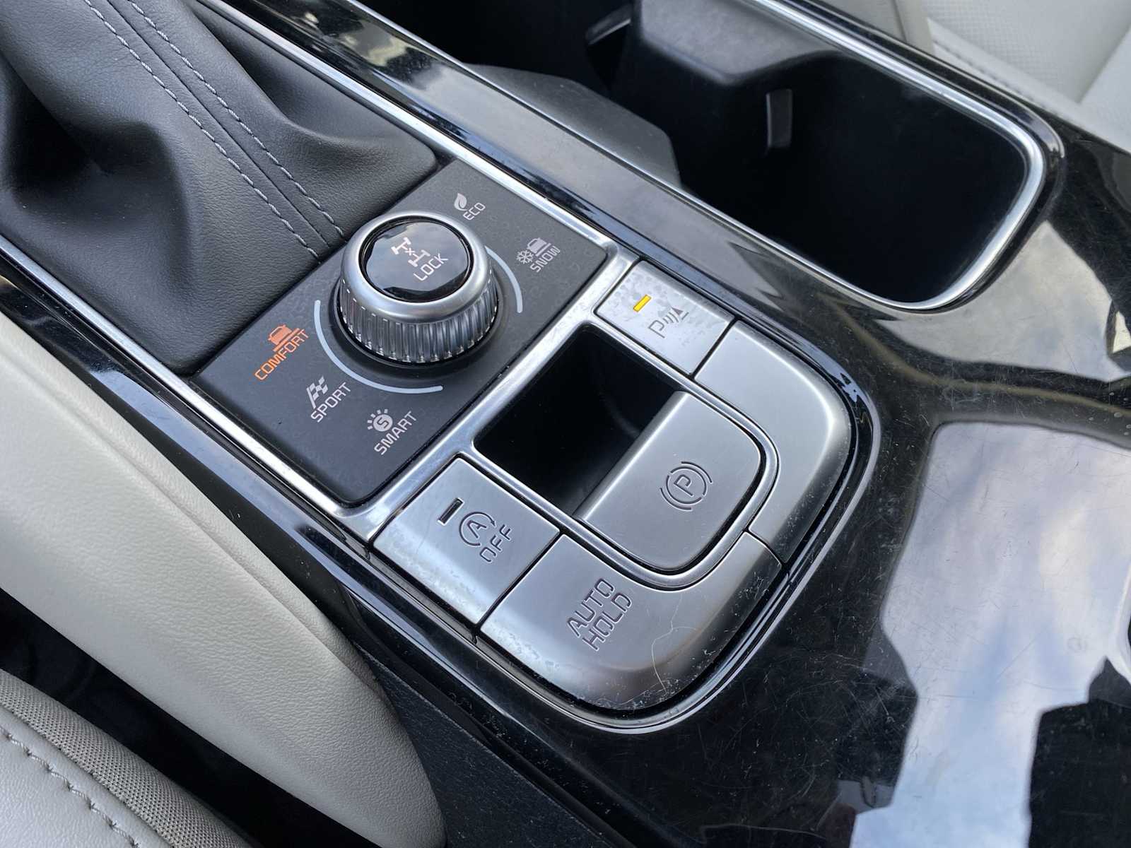 Thumbnail: 2024 Kia Telluride - 30