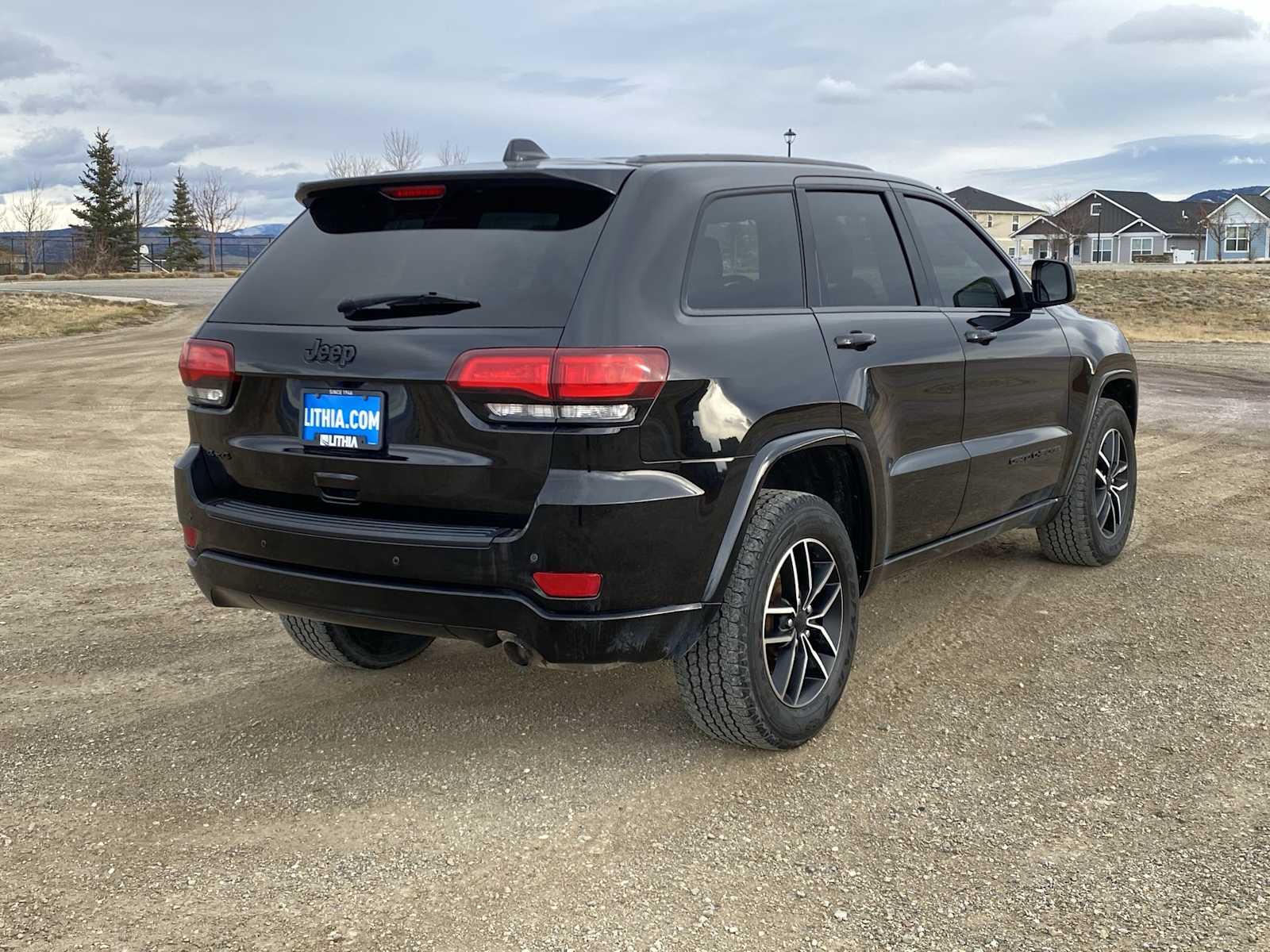 Thumbnail: 2019 Jeep Grand Cherokee - 12