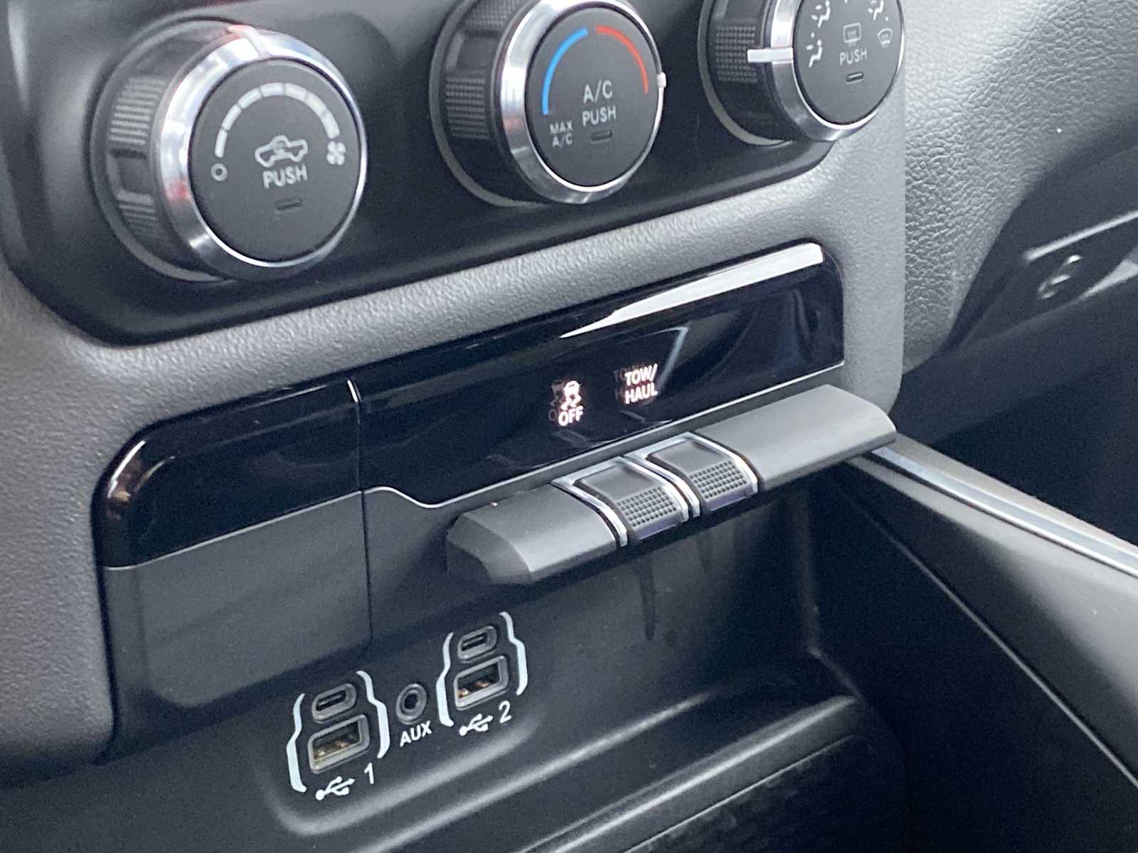 Thumbnail: 2024 RAM 1500 - 27