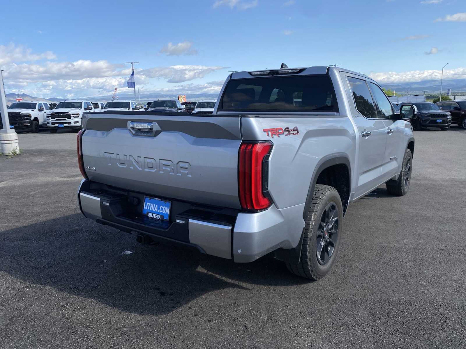 Thumbnail: 2023 Toyota Tundra - 12