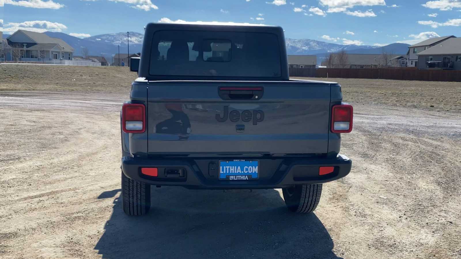 Thumbnail: 2026 Jeep Gladiator - 7