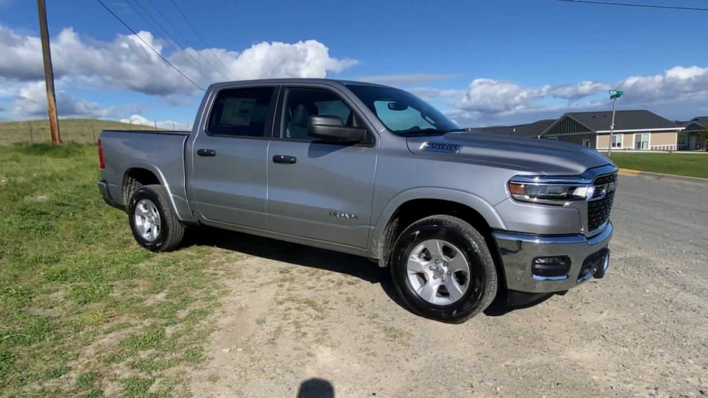 New 2025 Ram 1500 BIG HORN CREW CAB 4X4 5'7 BOX Pickup