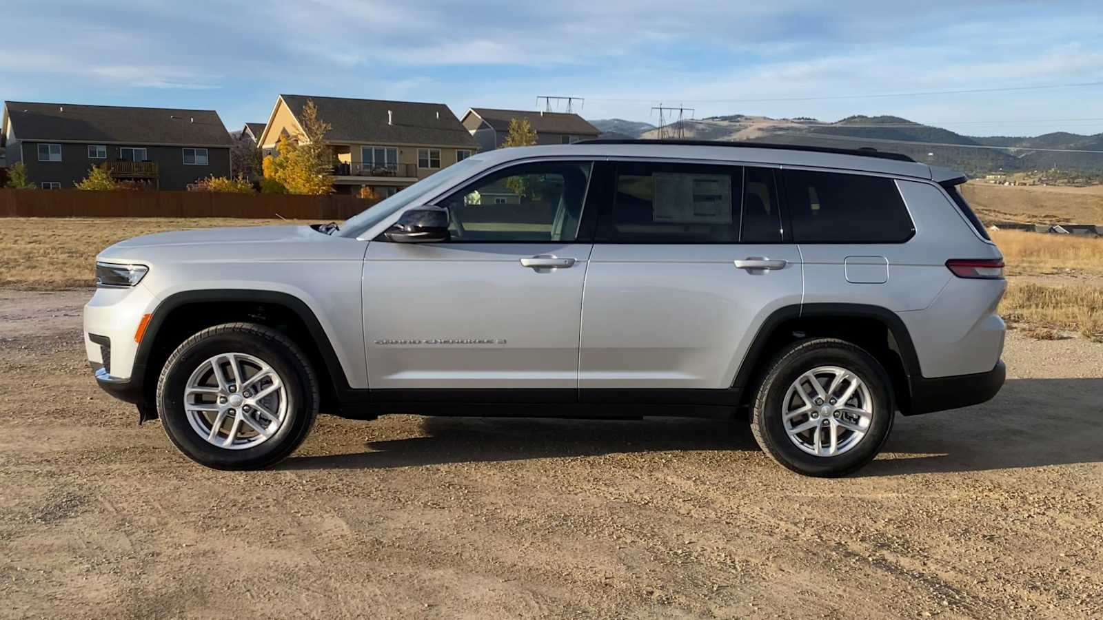 Thumbnail: 2025 Jeep Grand Cherokee - 6