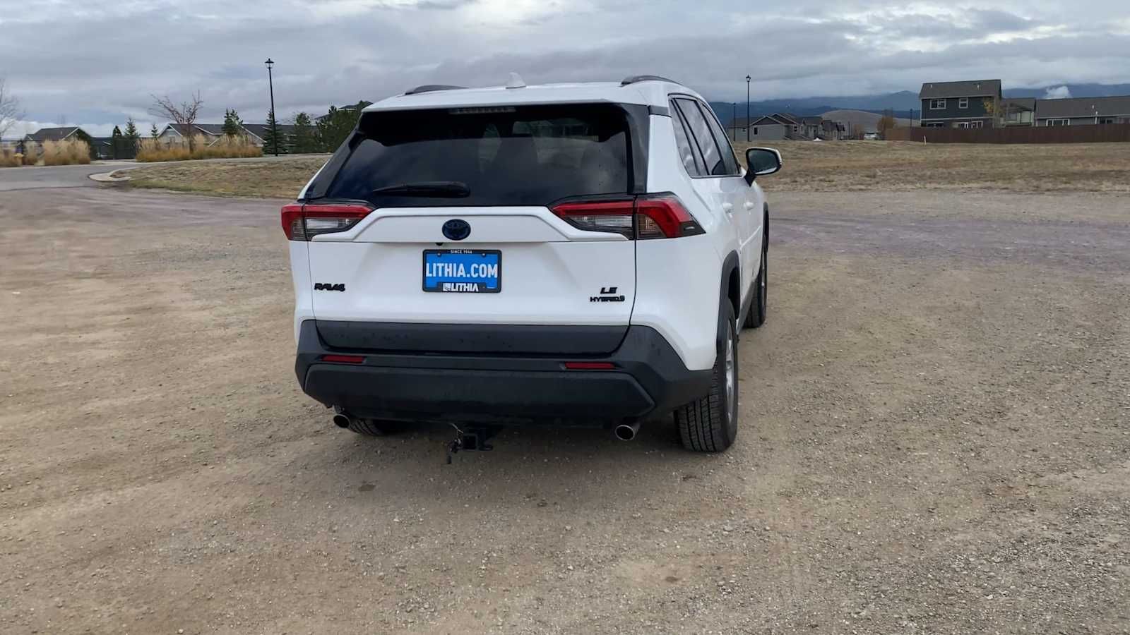 Thumbnail: 2022 Toyota RAV4 - 8