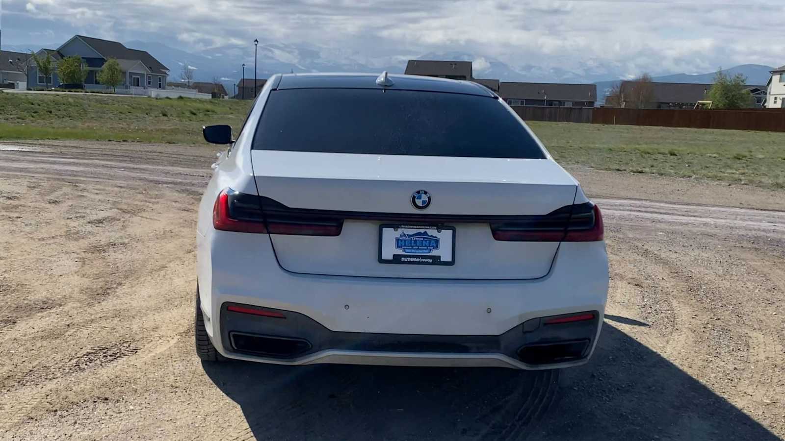 Thumbnail: 2021 BMW 7 Series - 7