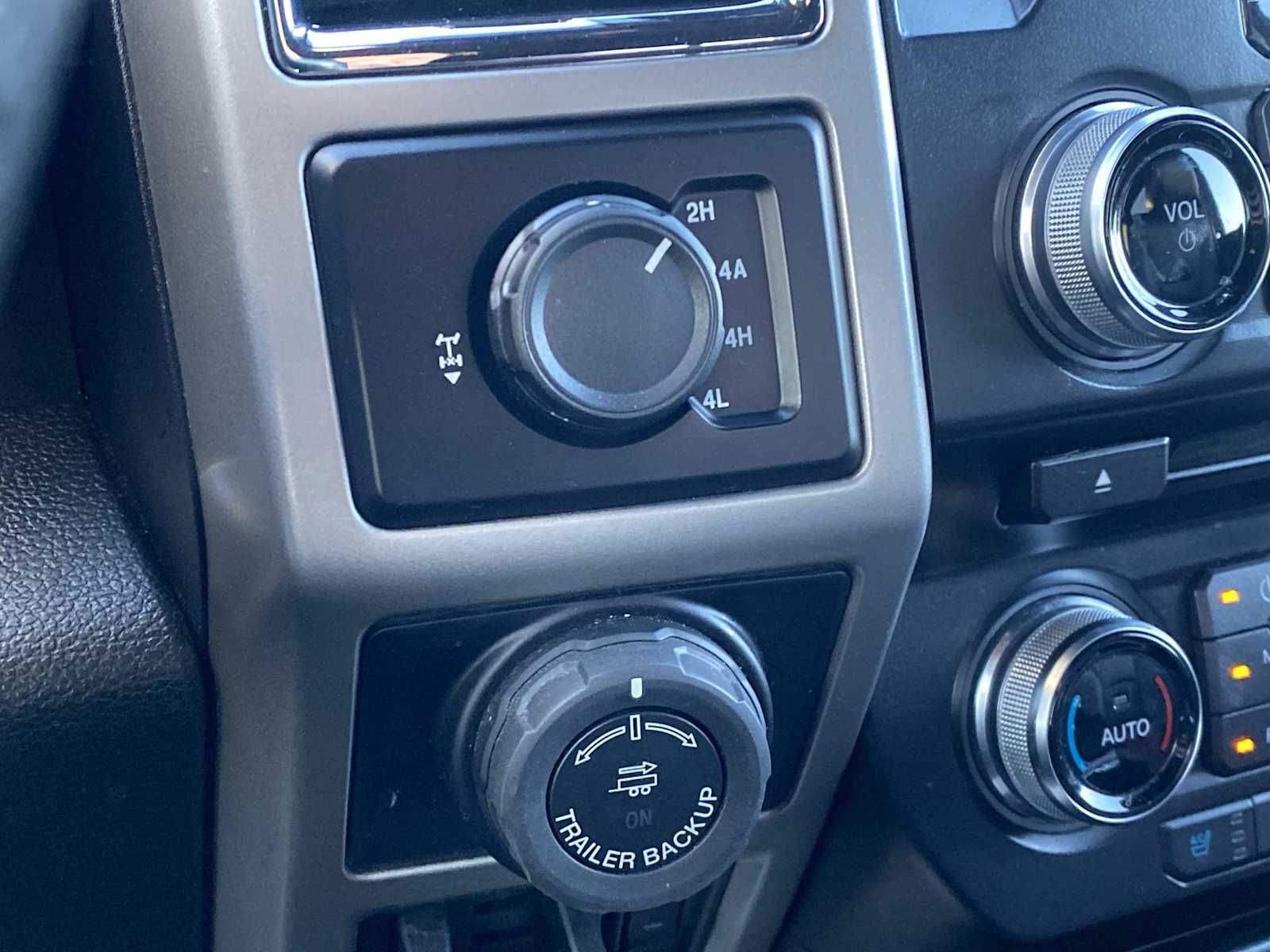 Thumbnail: 2016 Ford F-150 - 27