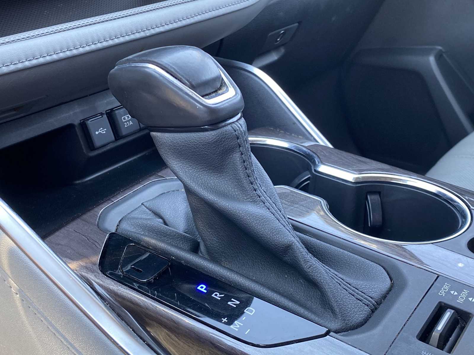 Thumbnail: 2021 Toyota Highlander - 18