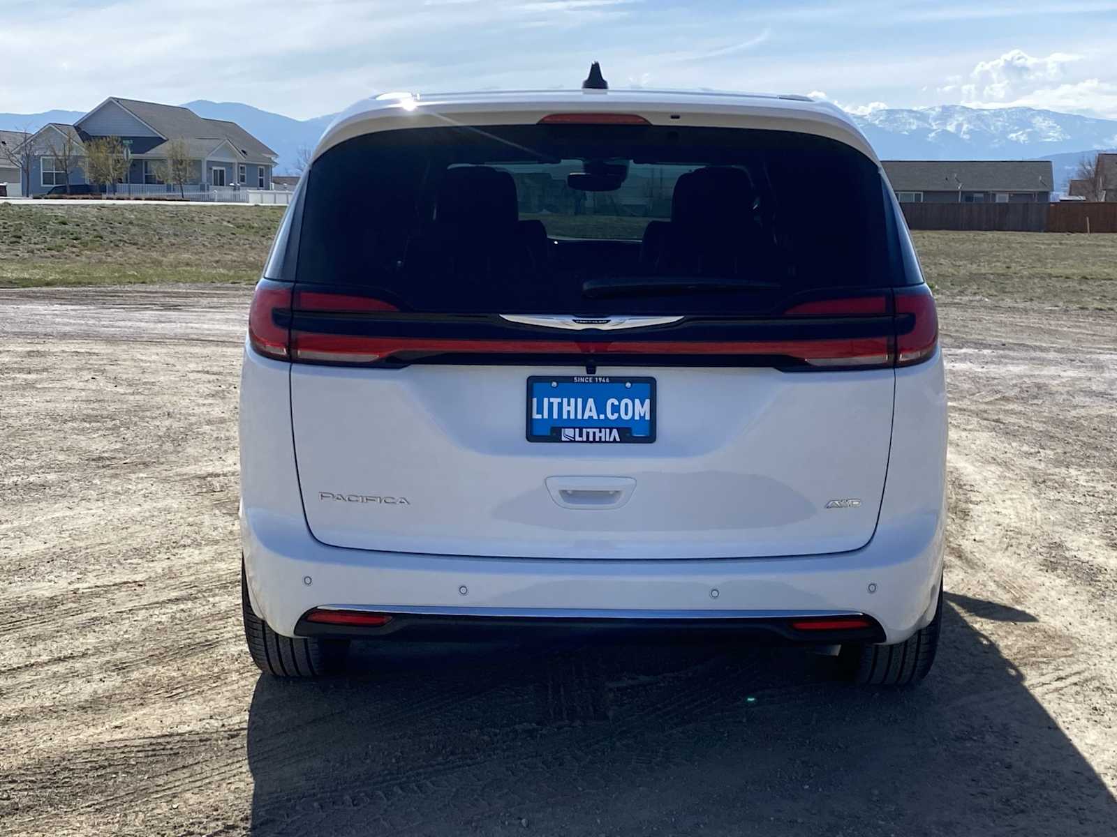 Thumbnail: 2026 Chrysler Pacifica - 13