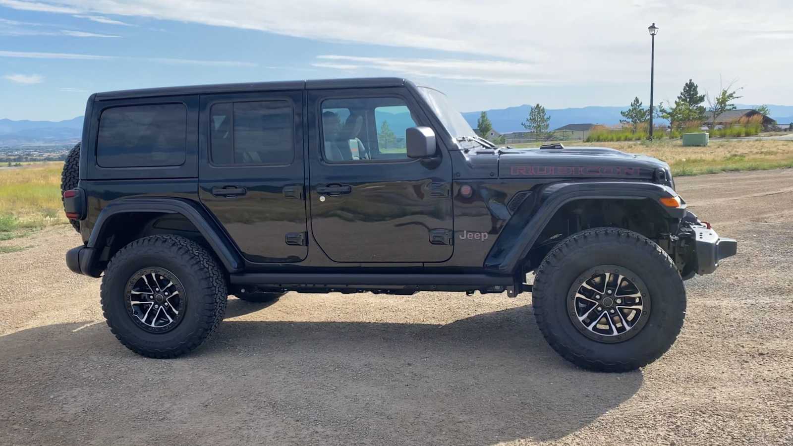 Thumbnail: 2025 Jeep Wrangler - 5