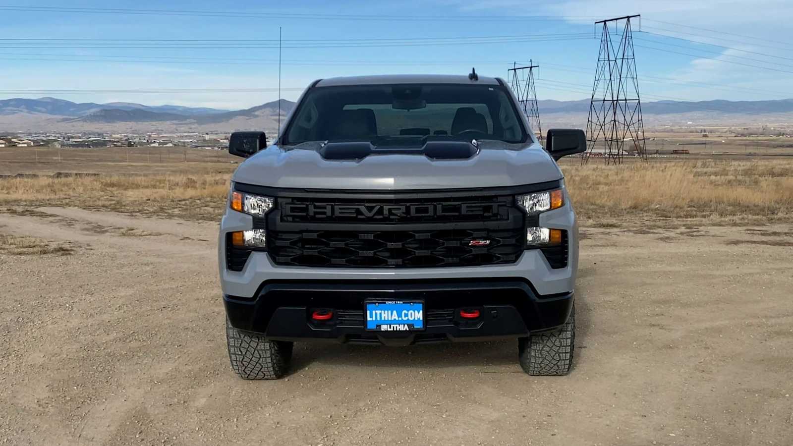 2025 Chevrolet Silverado 1500 Custom Trail Boss photo 3