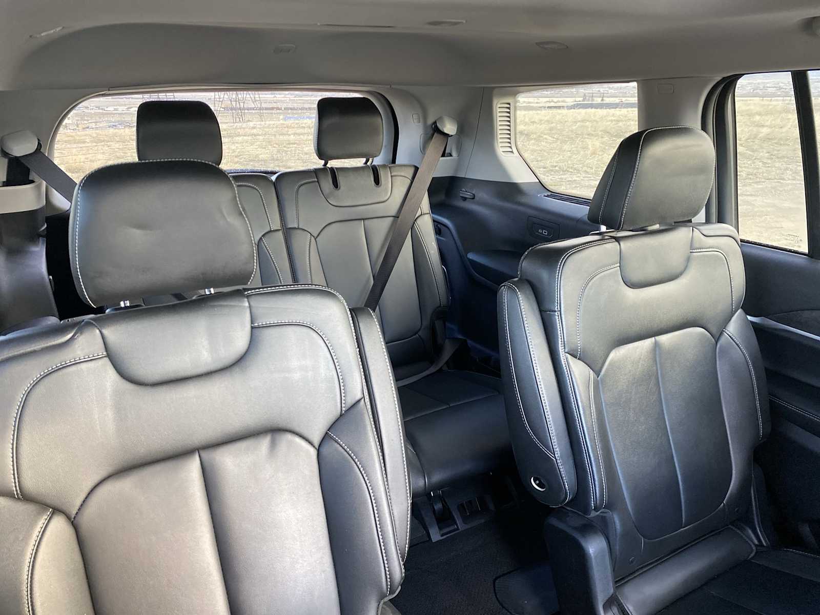 Thumbnail: 2022 Jeep Grand Cherokee - 35