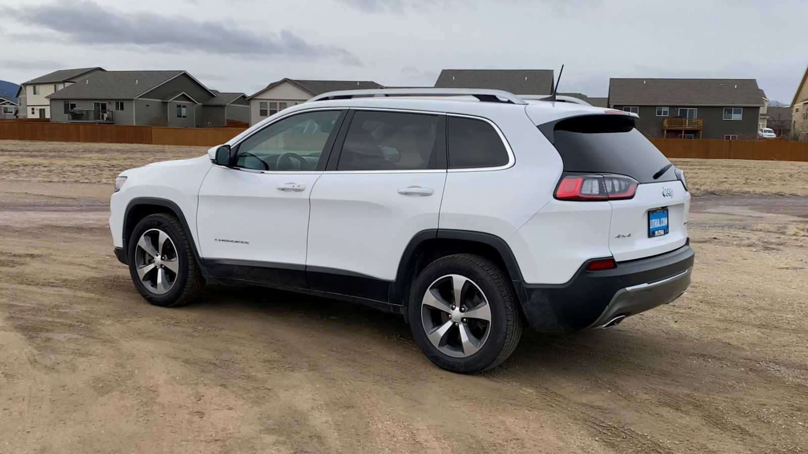 Thumbnail: 2019 Jeep Cherokee - 6