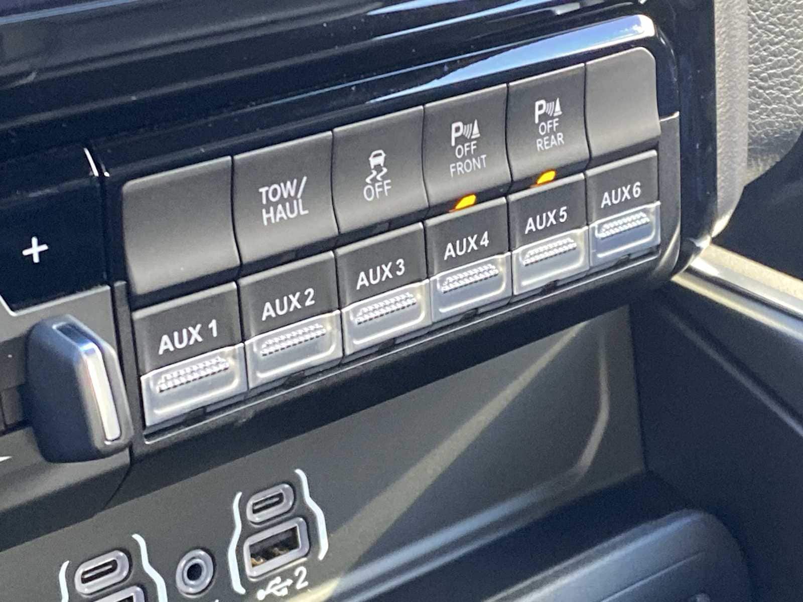 Thumbnail: 2026 RAM 3500 - 30