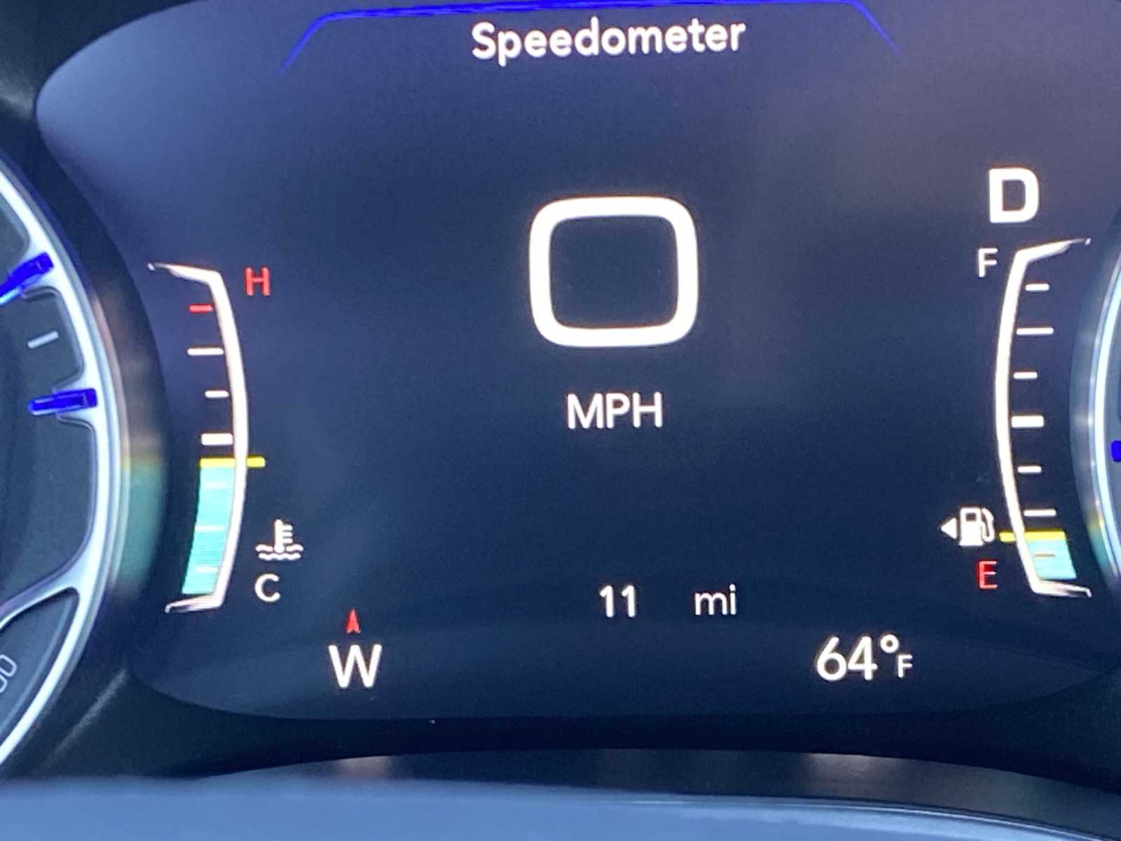 Thumbnail: 2025 Chrysler Pacifica - 19