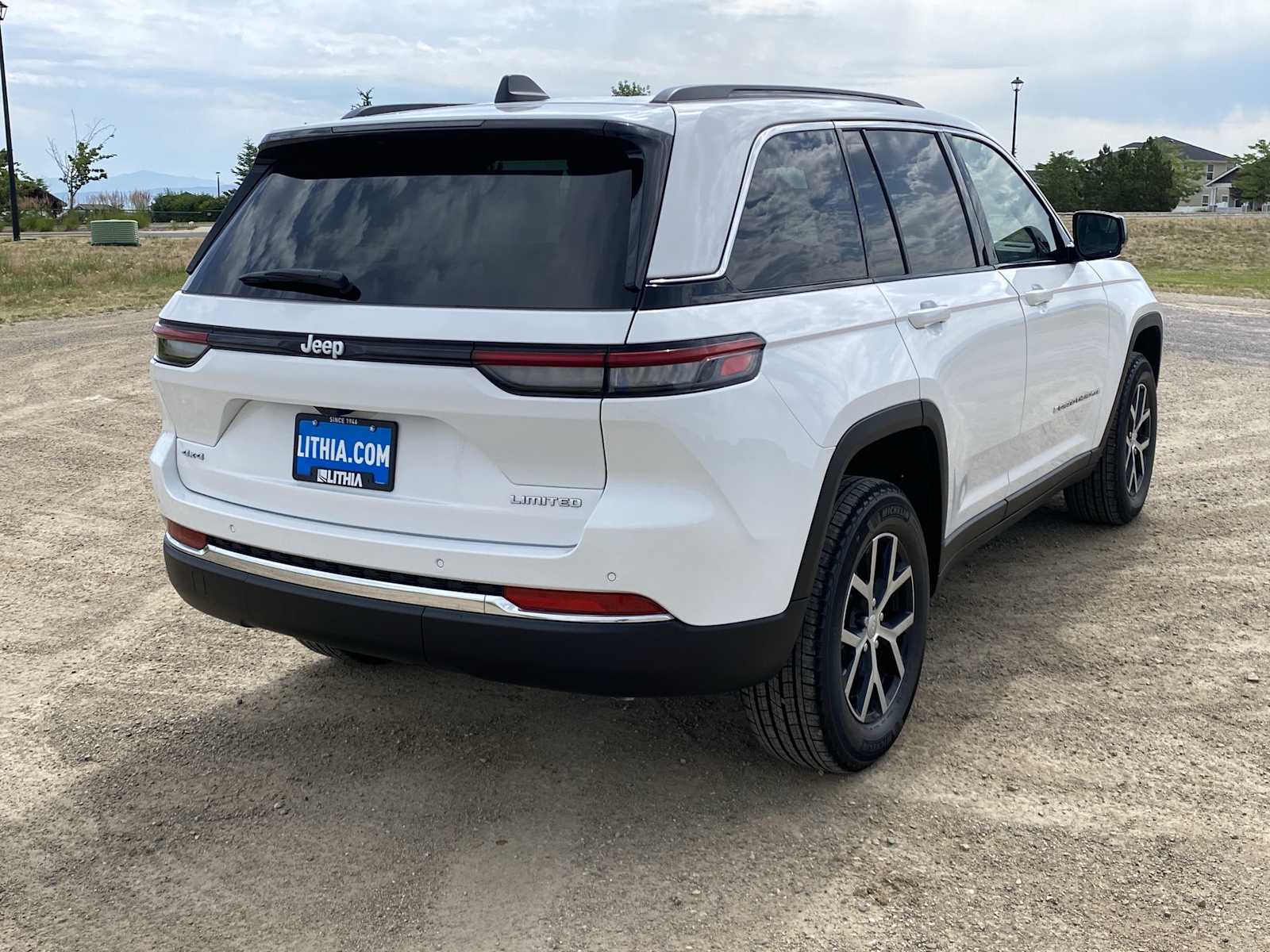 Thumbnail: 2025 Jeep Grand Cherokee - 12