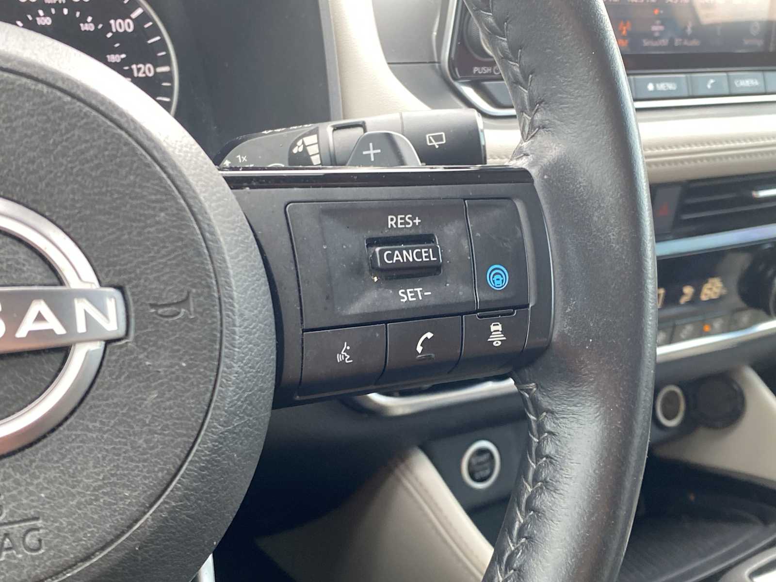 Thumbnail: 2023 Nissan Rogue - 32