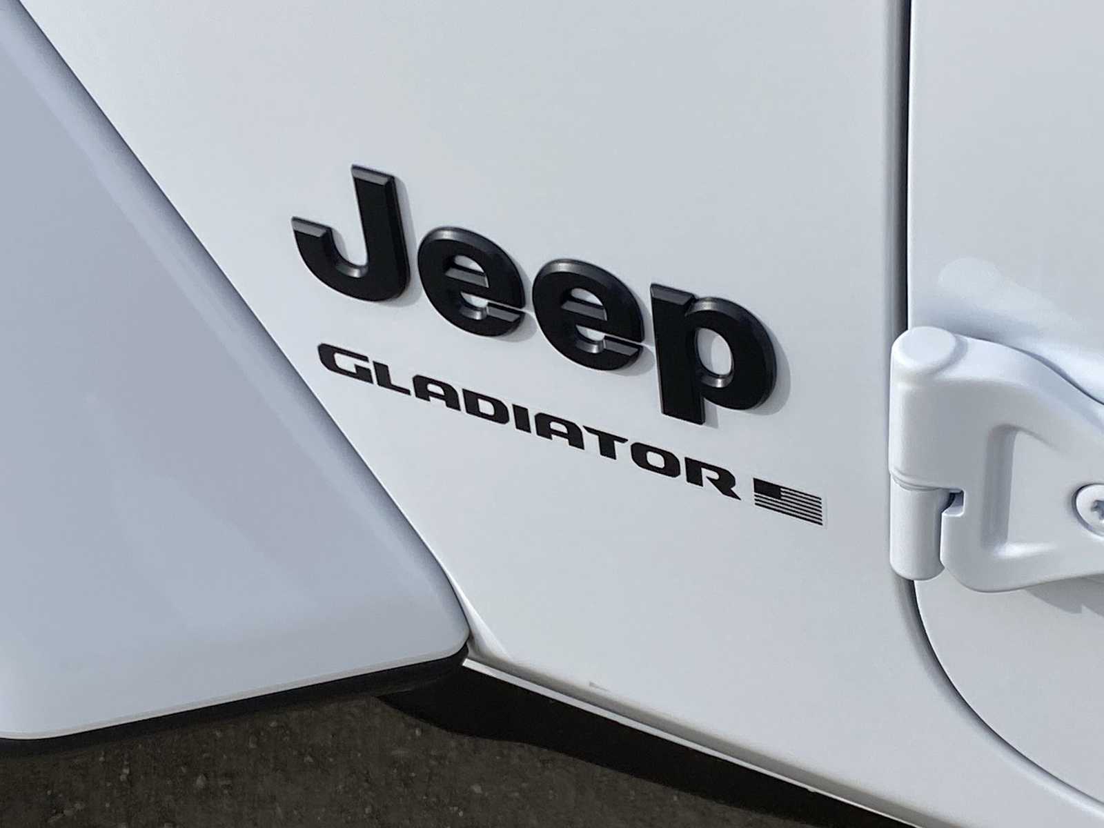 Thumbnail: 2026 Jeep Gladiator - 15