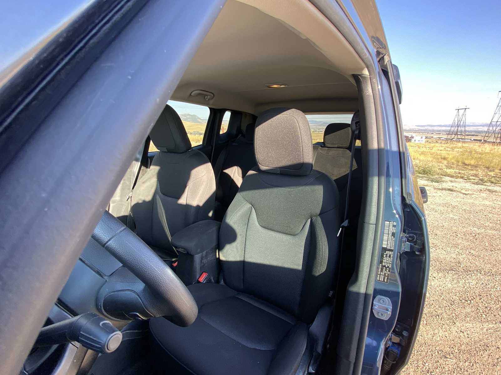 Thumbnail: 2020 Jeep Renegade - 15