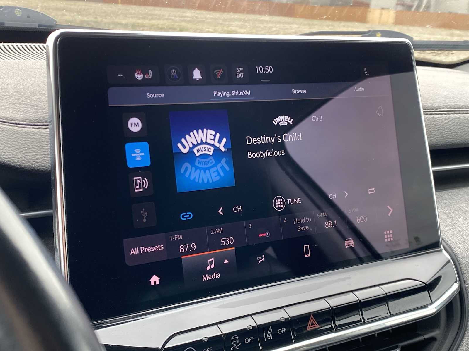 Thumbnail: 2022 Jeep Compass - 19