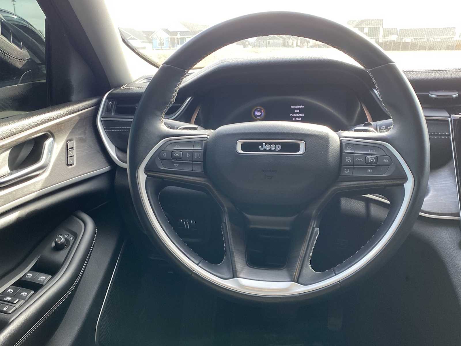 Thumbnail: 2021 Jeep Grand Cherokee L - 21