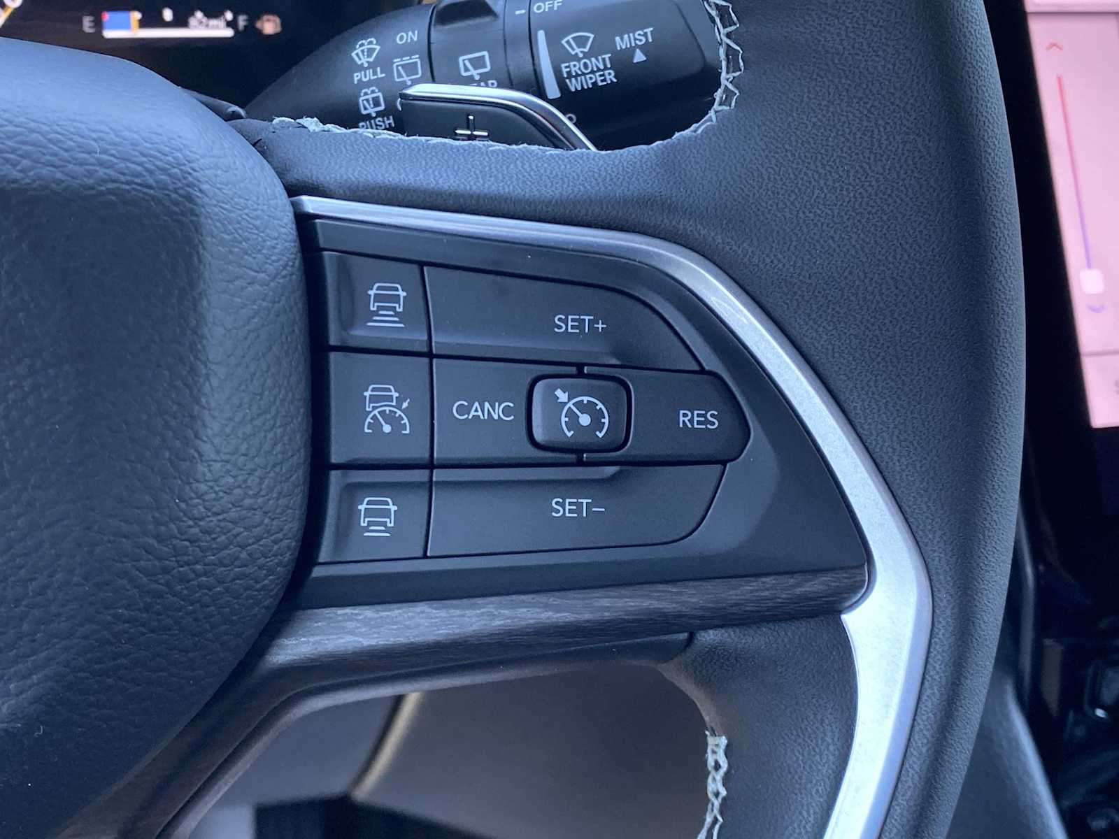 Thumbnail: 2025 Jeep Grand Cherokee - 24