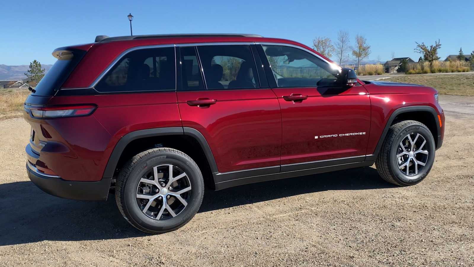 Thumbnail: 2025 Jeep Grand Cherokee - 9