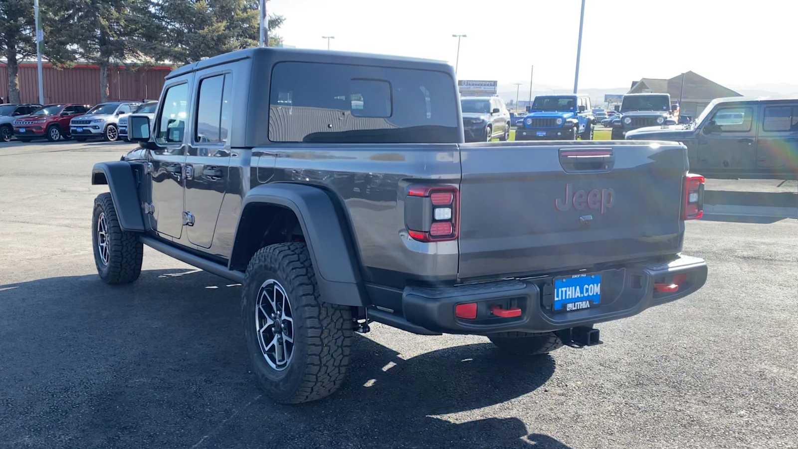 Thumbnail: 2025 Jeep Gladiator - 7