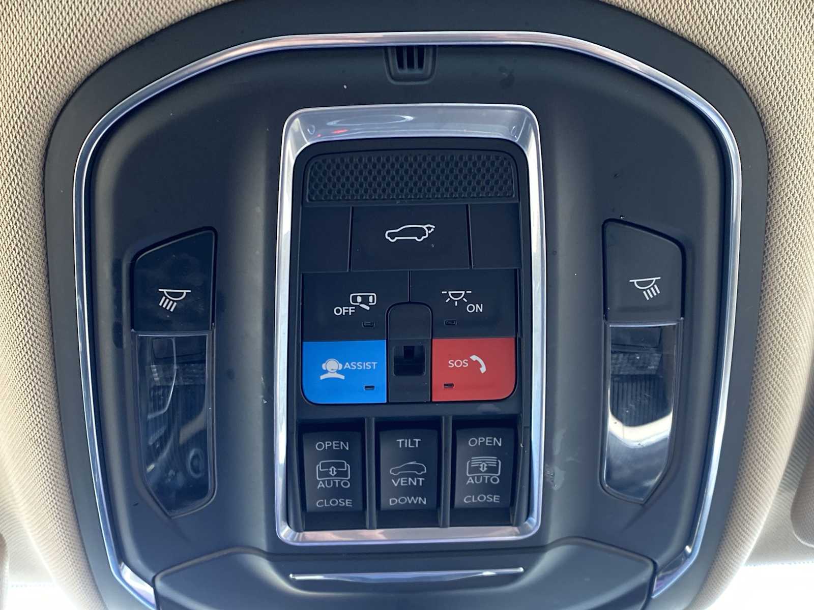 Thumbnail: 2022 Jeep Grand Cherokee - 27