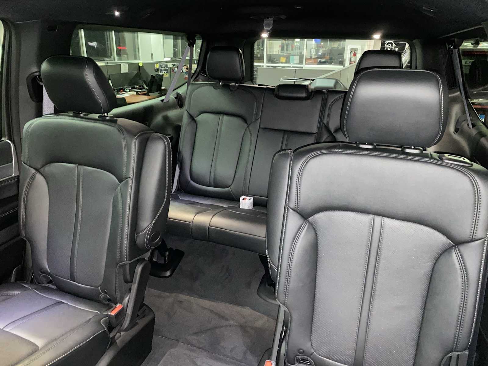 Thumbnail: 2026 Jeep Grand Wagoneer - 26