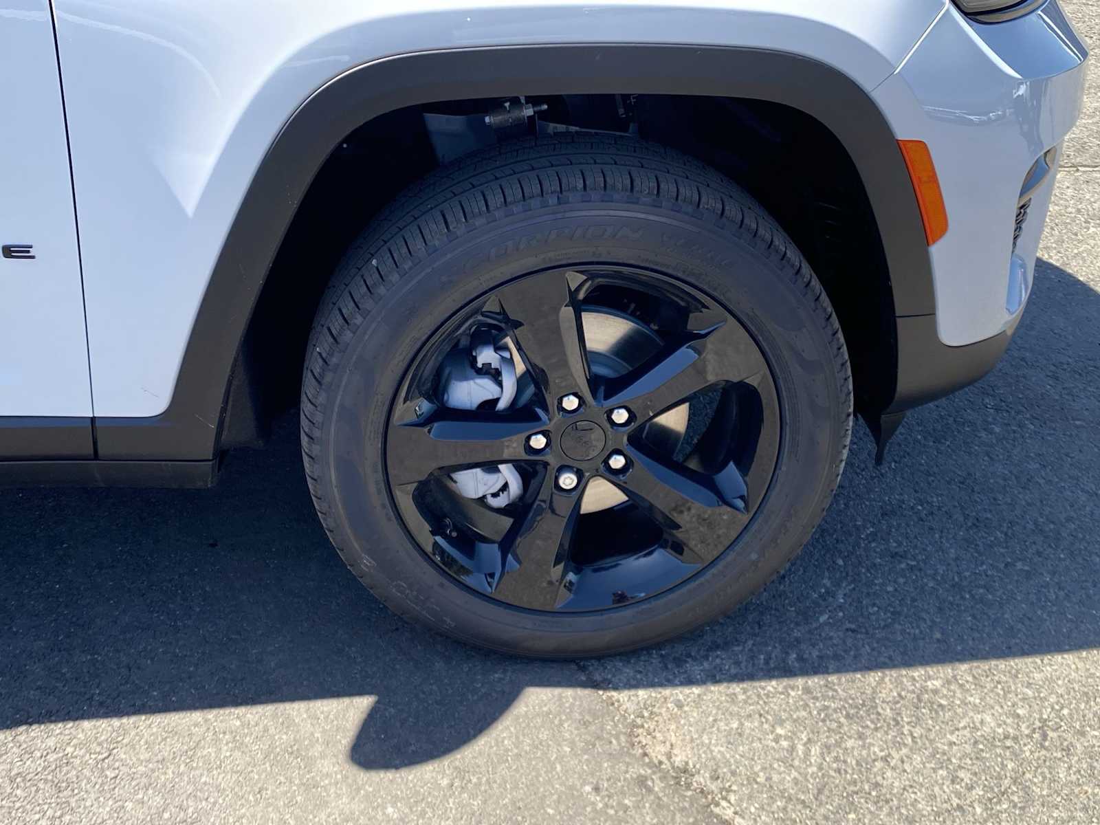 Thumbnail: 2025 Jeep Grand Cherokee - 14