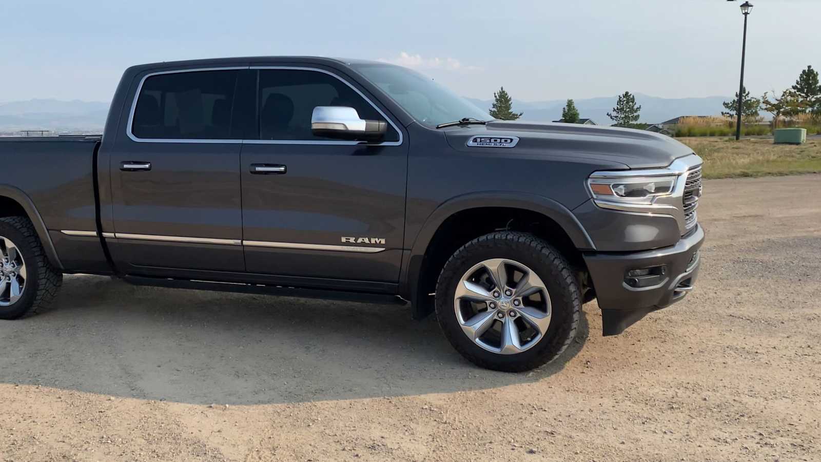 2020 Ram 1500 Limited photo 2