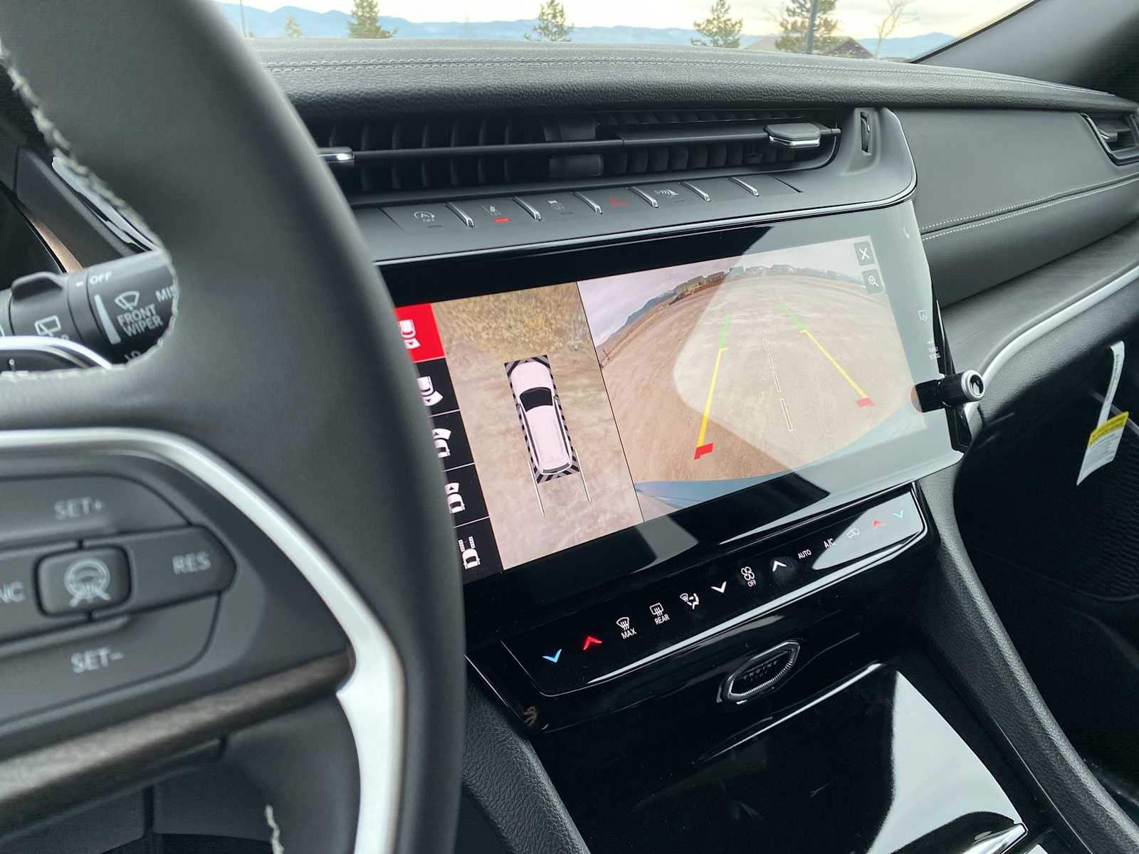 Thumbnail: 2026 Jeep Grand Cherokee - 29