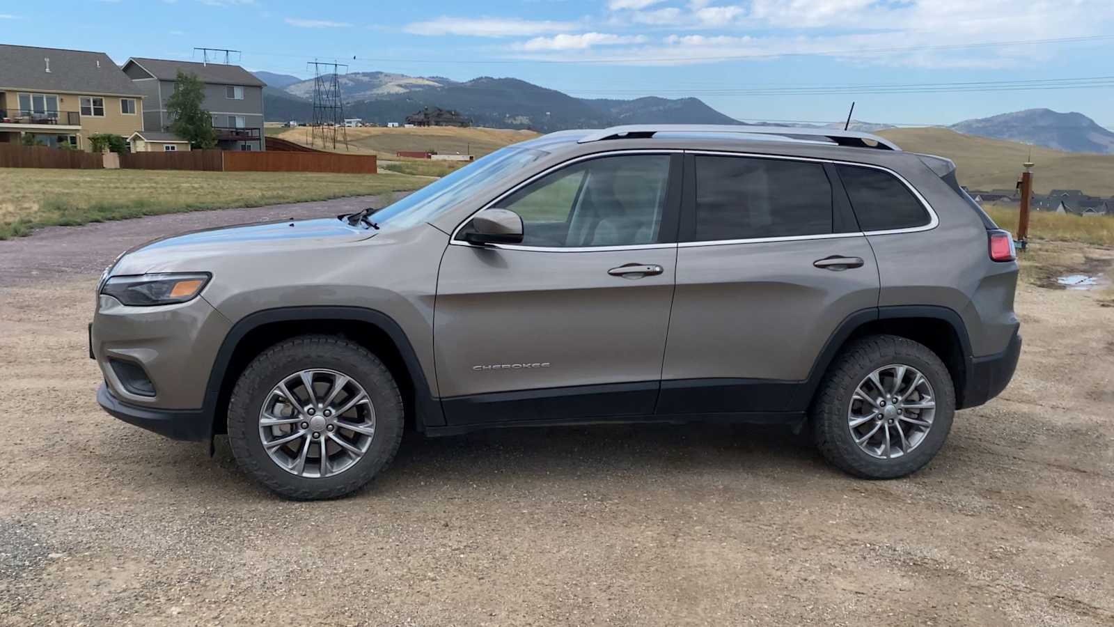 Thumbnail: 2020 Jeep Cherokee - 5