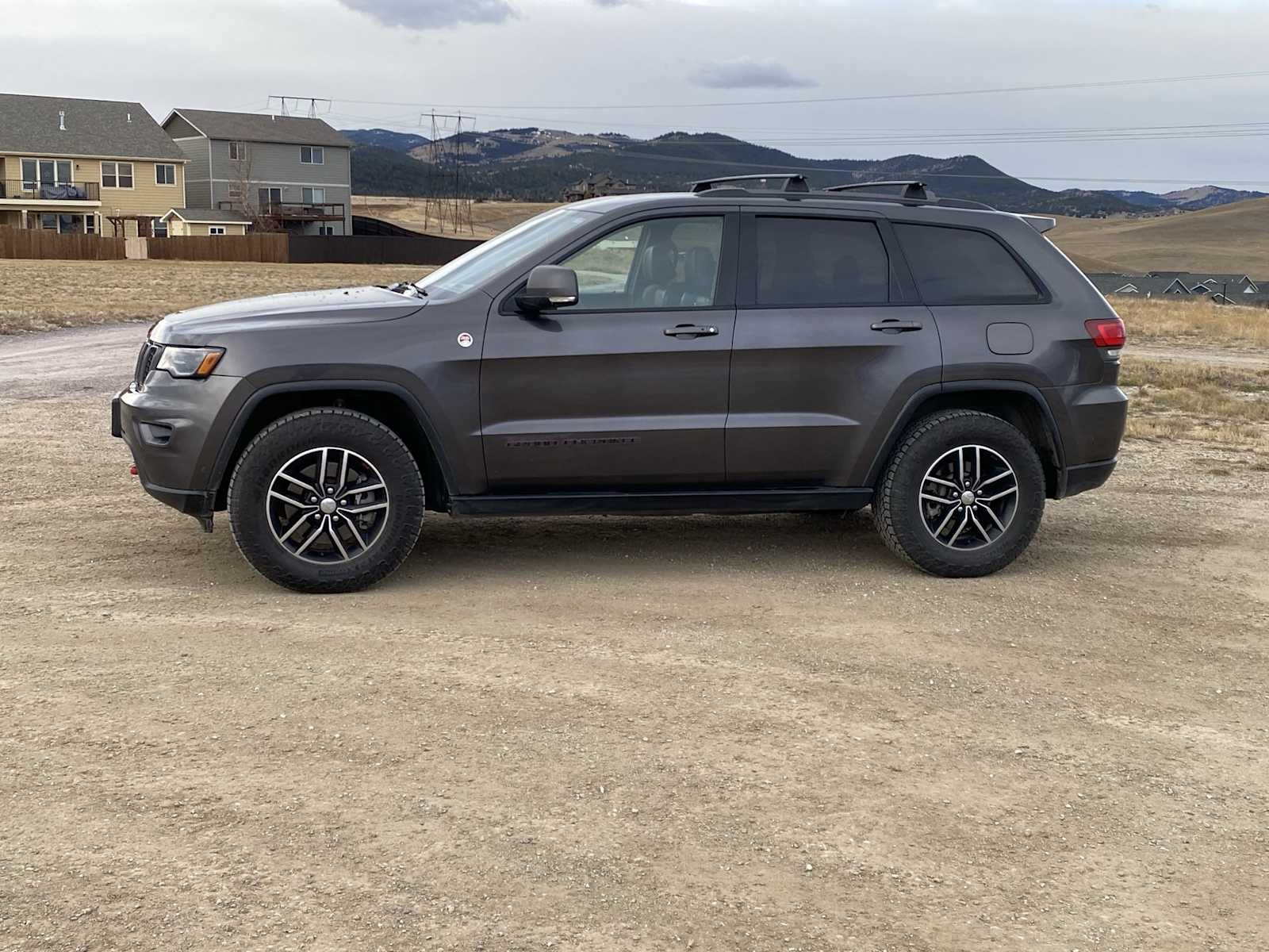 Thumbnail: 2017 Jeep Grand Cherokee - 10