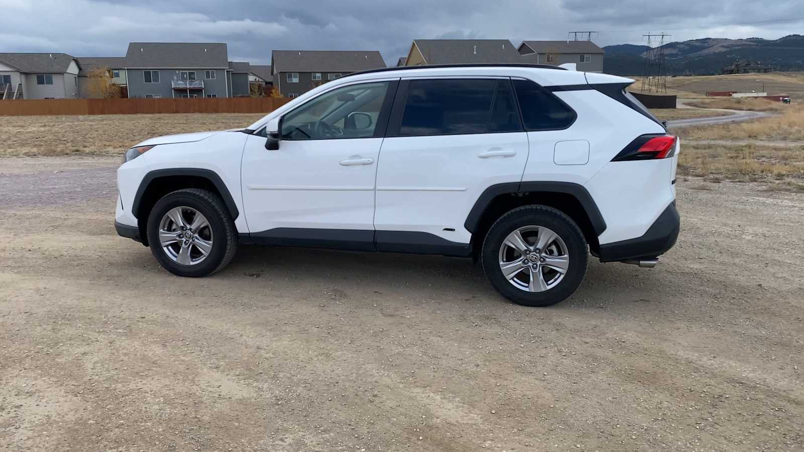 Thumbnail: 2022 Toyota RAV4 - 6