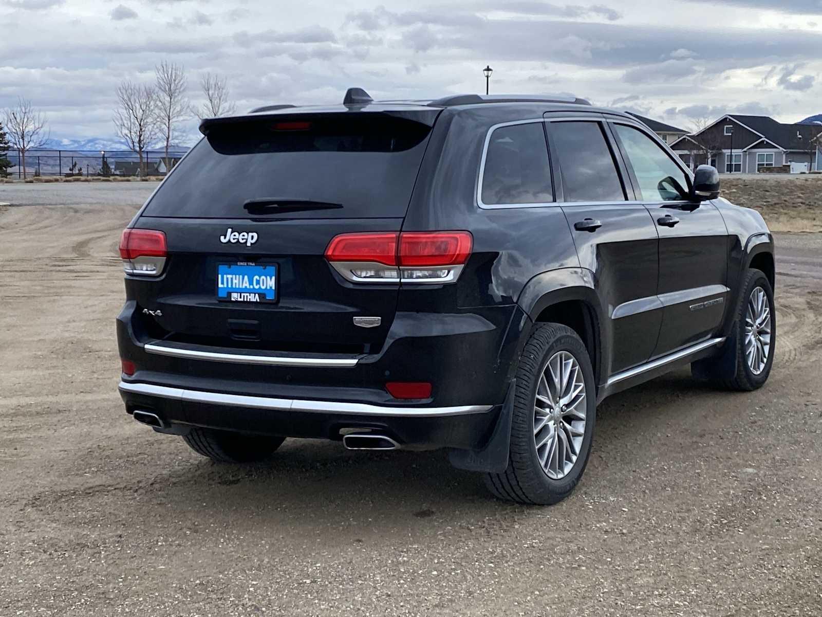 Thumbnail: 2017 Jeep Grand Cherokee - 12