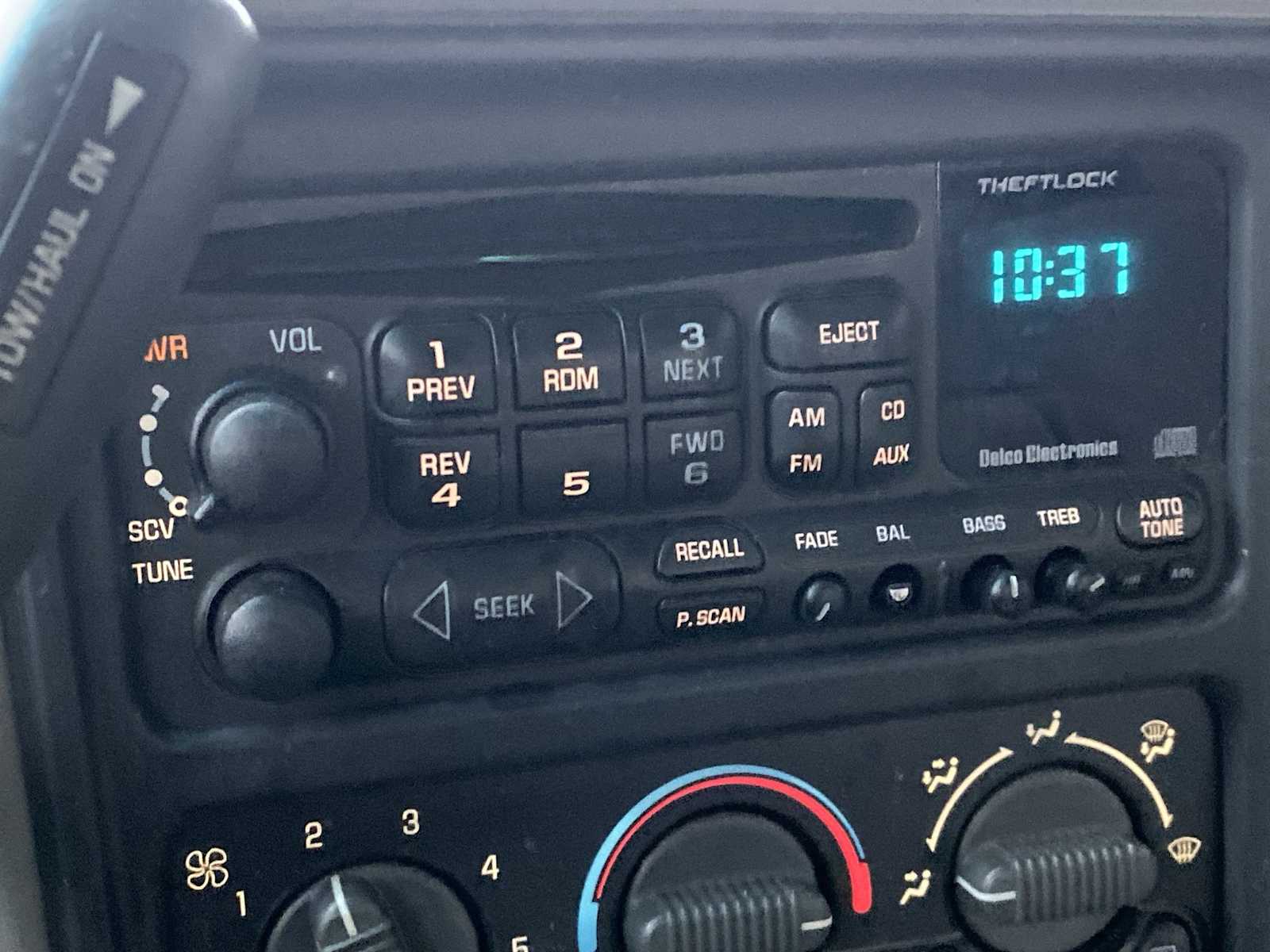 Thumbnail: 2000 Chevrolet Silverado 1500 - 28