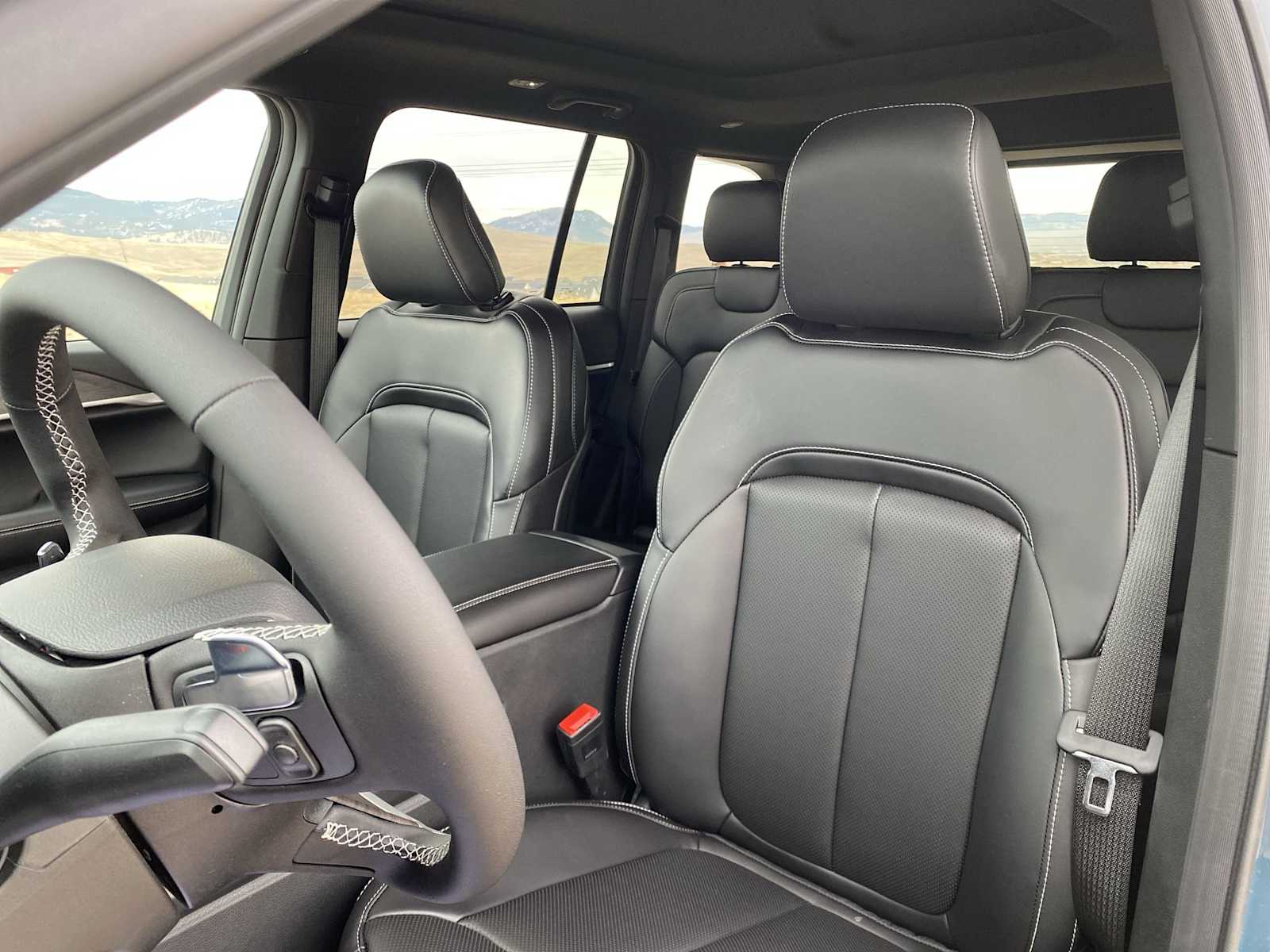 Thumbnail: 2026 Jeep Grand Cherokee - 19