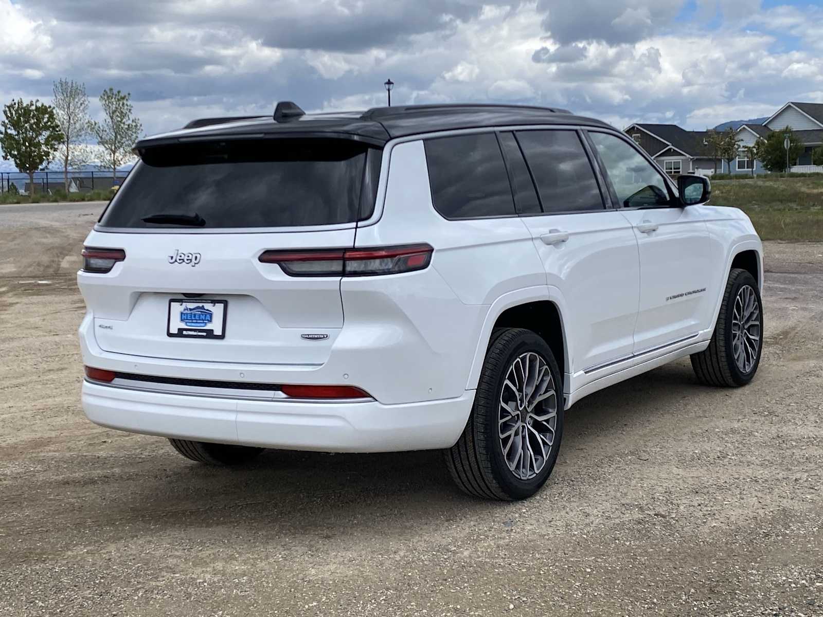 Thumbnail: 2026 Jeep Grand Cherokee - 14
