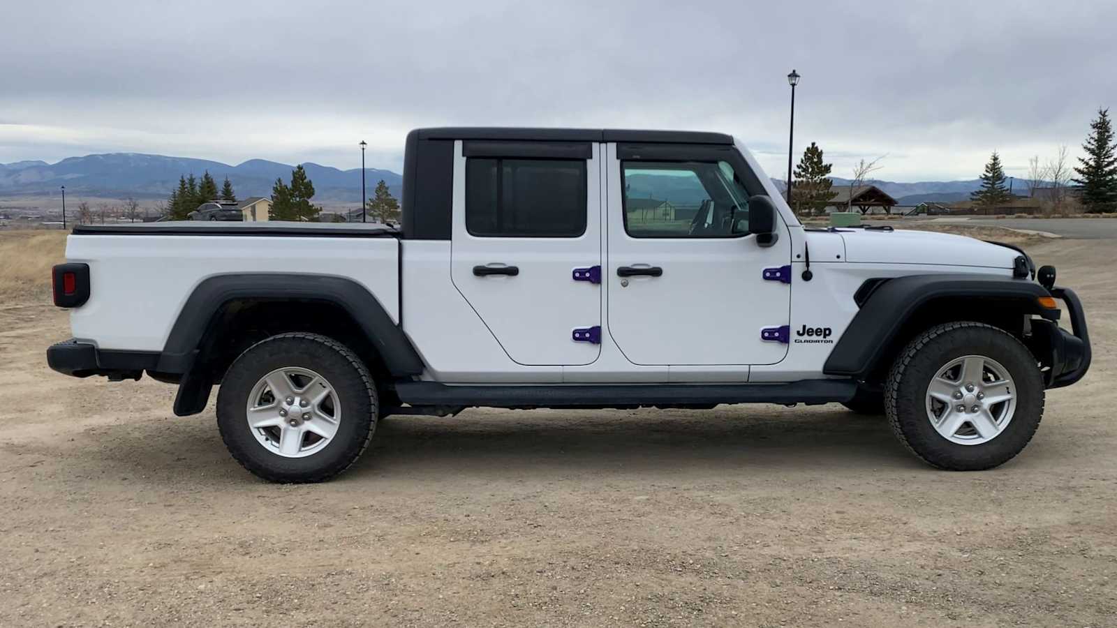 Thumbnail: 2020 Jeep Gladiator - 9
