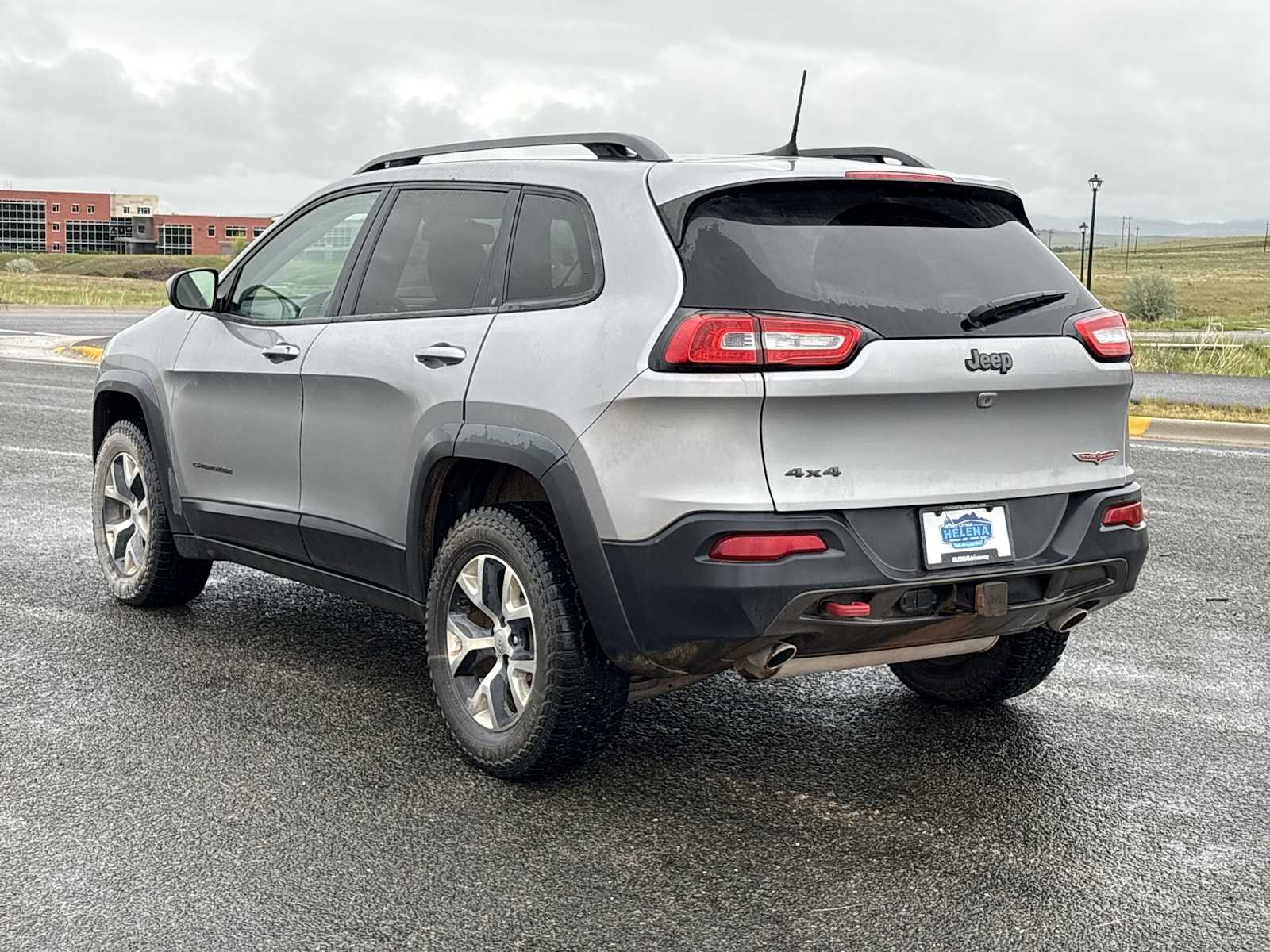 Thumbnail: 2017 Jeep Cherokee - 12