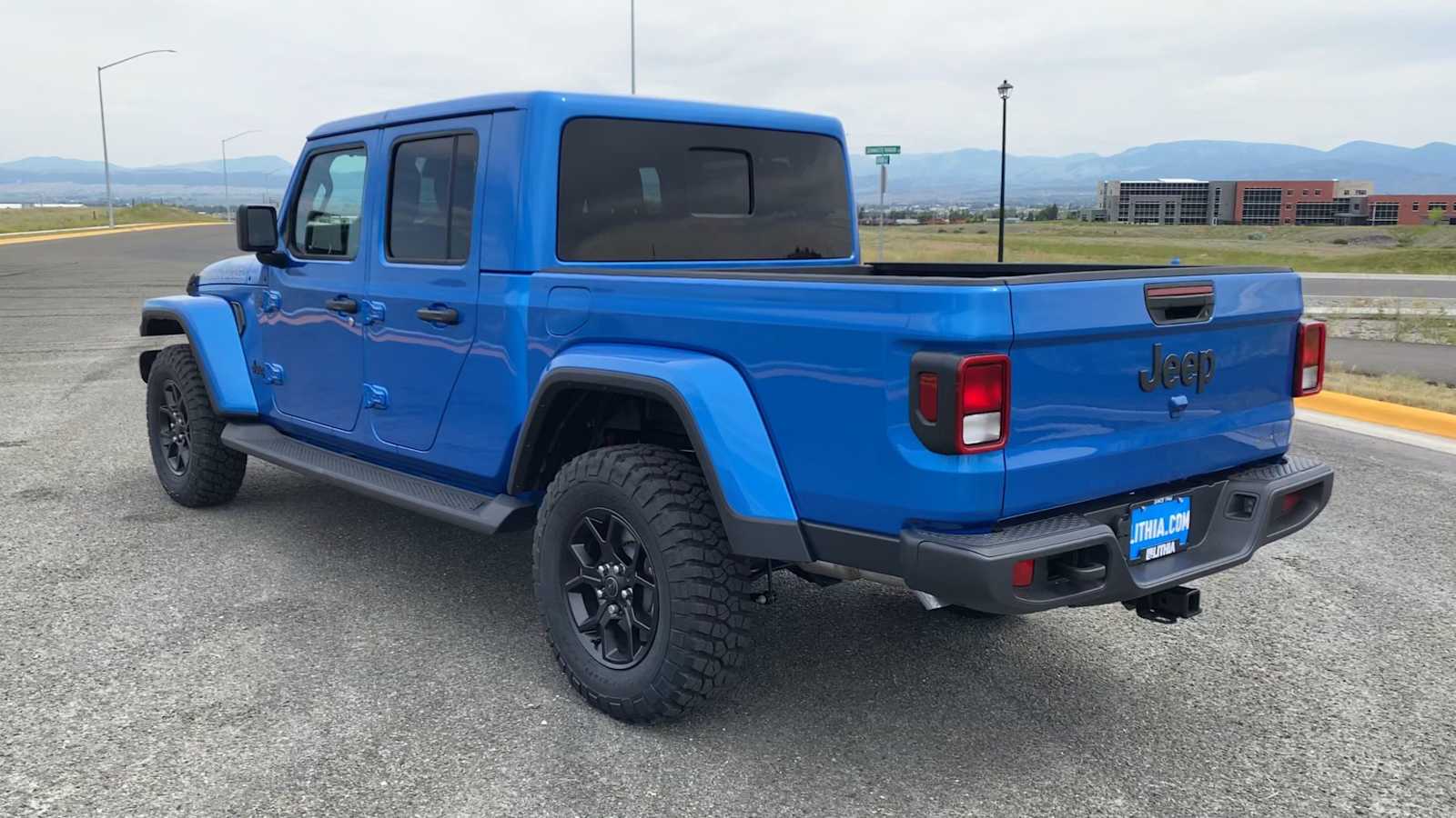 Thumbnail: 2025 Jeep Gladiator - 7
