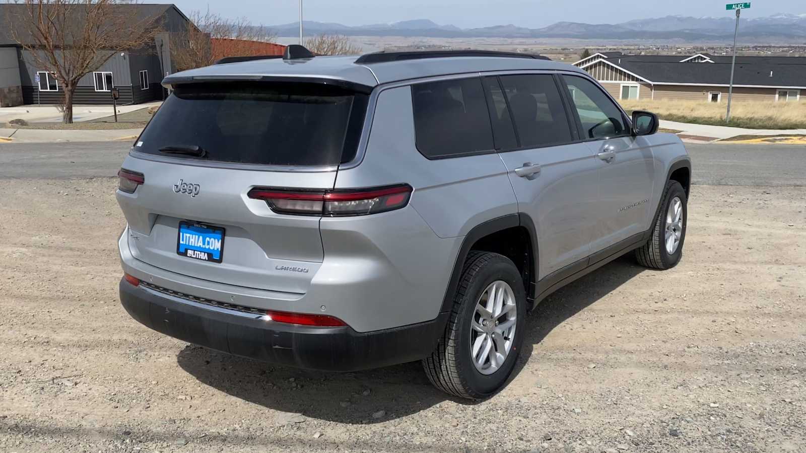 Thumbnail: 2025 Jeep Grand Cherokee - 8