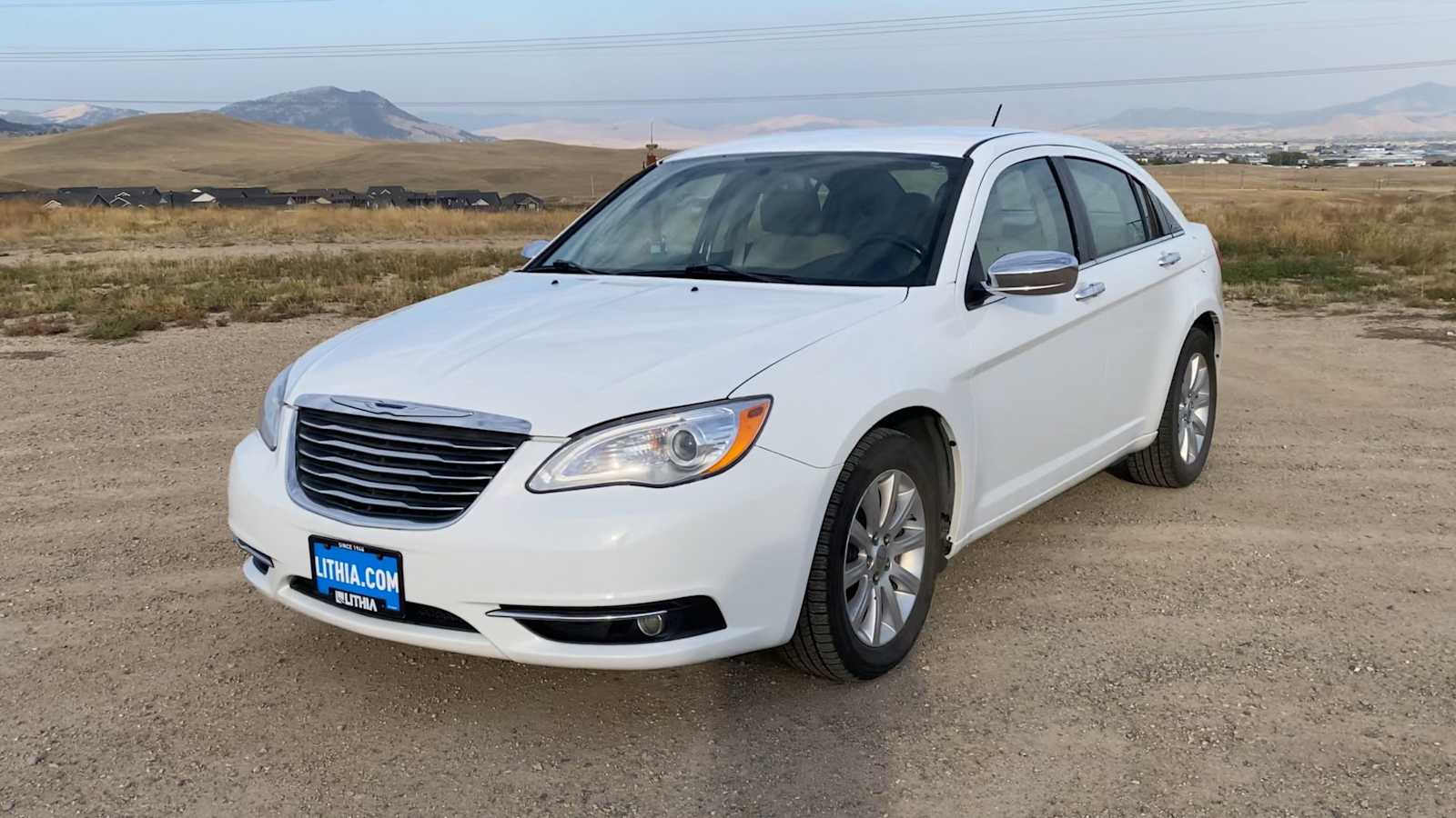 Thumbnail: 2014 Chrysler 200 - 4